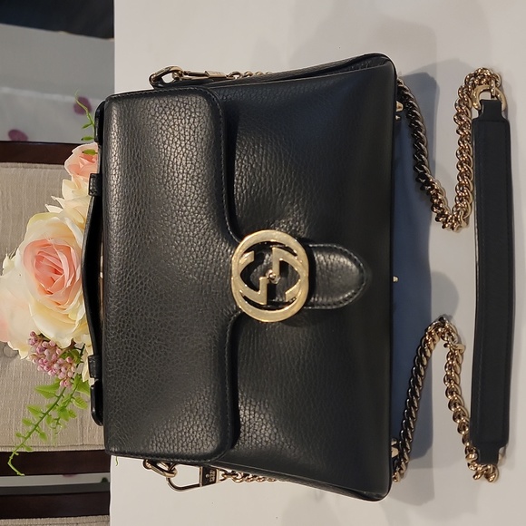 Authentic Gucci handbag - Picture 1 of 16